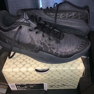 Nike mamba rage